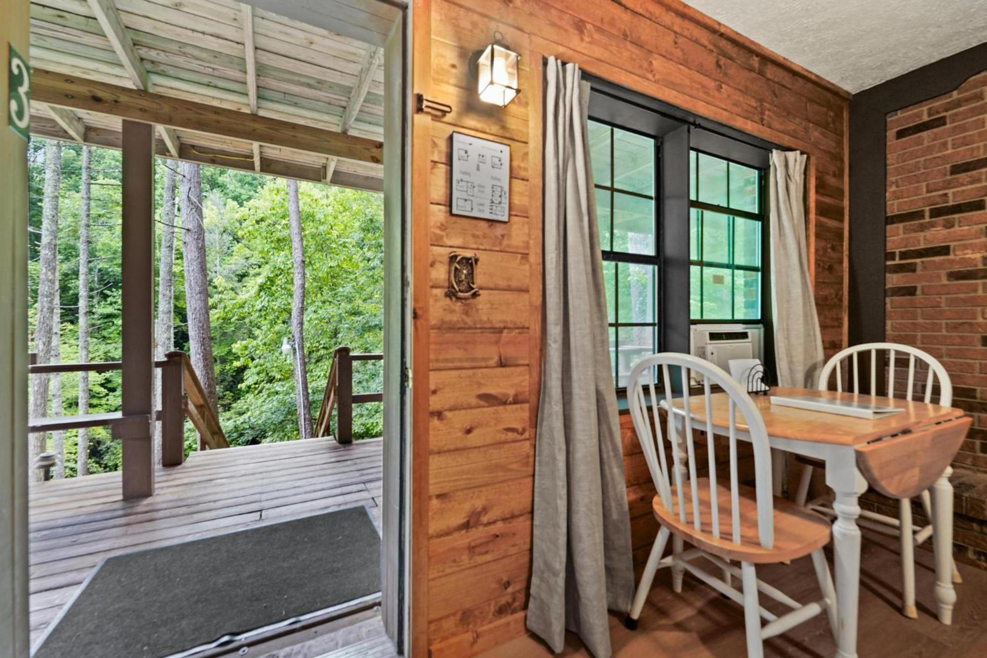 The Cascades Inn-Waterfall Retreat Tiger ภายนอก รูปภาพ